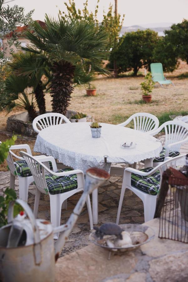 Apartment Blanka With A Beautiful View Of Trogir Exterior foto