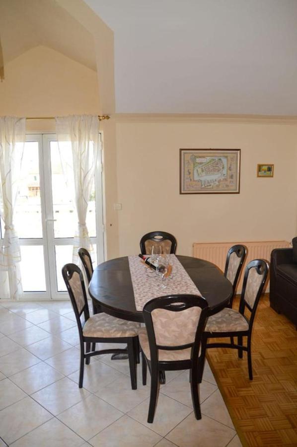 Apartment Blanka With A Beautiful View Of Trogir Exterior foto